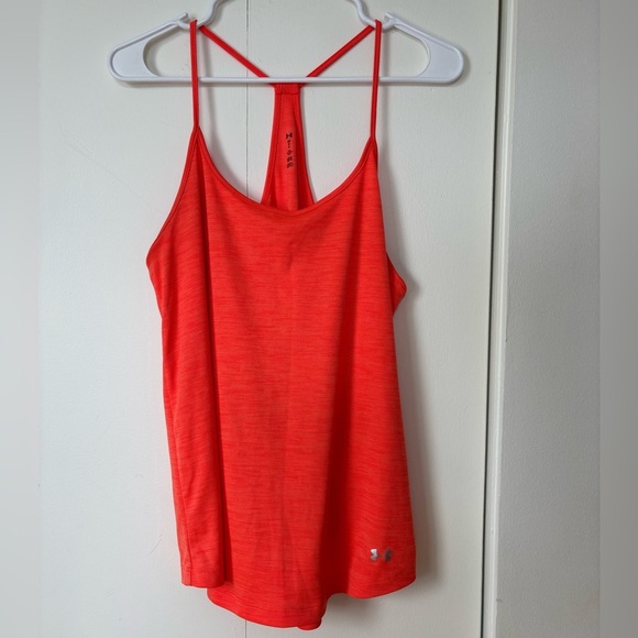 🎉4/30$🎉  Under Armour Bright Coral Active Tank - Medium - Picture 1 of 4